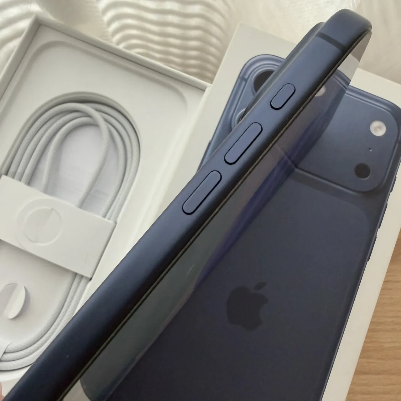 台中 保固2026/11 iPhone 17 Pro Max 256G 6.9吋 藍色 外觀極新! 電池健康度100!