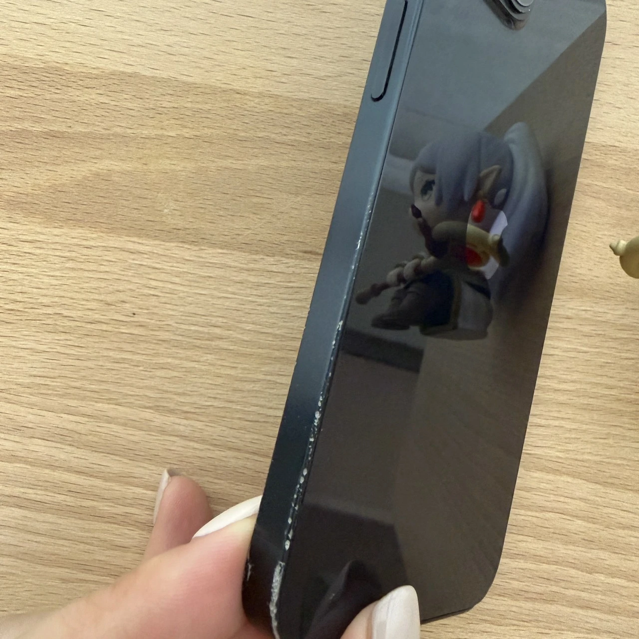 台中 Apple iPhone 13 256G 6.1吋 黑色 電池97% 外觀不漂亮!功能正常!