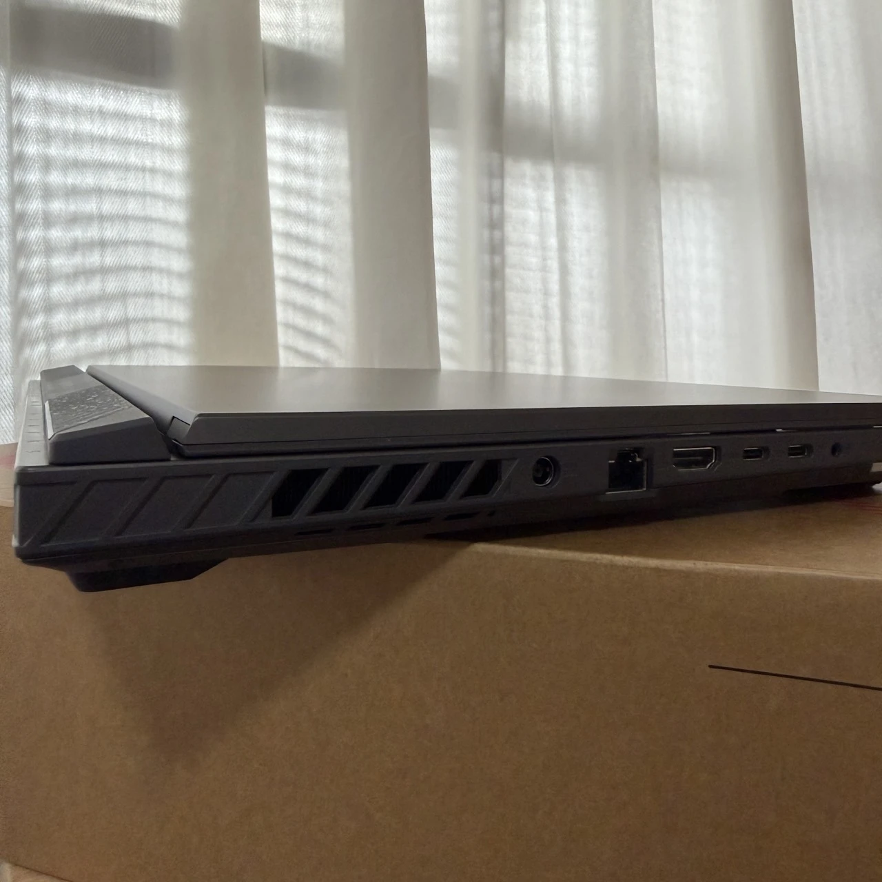 台中 保固2028/5 ASUS ROG Strix G16 G614PM (Ryzen 9 8940HX/ 32G/ 1TB/ RTX 5060 8G/ 240Hz) 超新!記憶體直升32G!