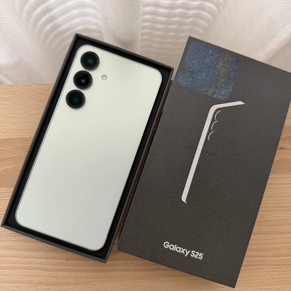 台中 Samsung S25 12G 256G 6.2吋 綠色 外觀漂亮!功能正常!