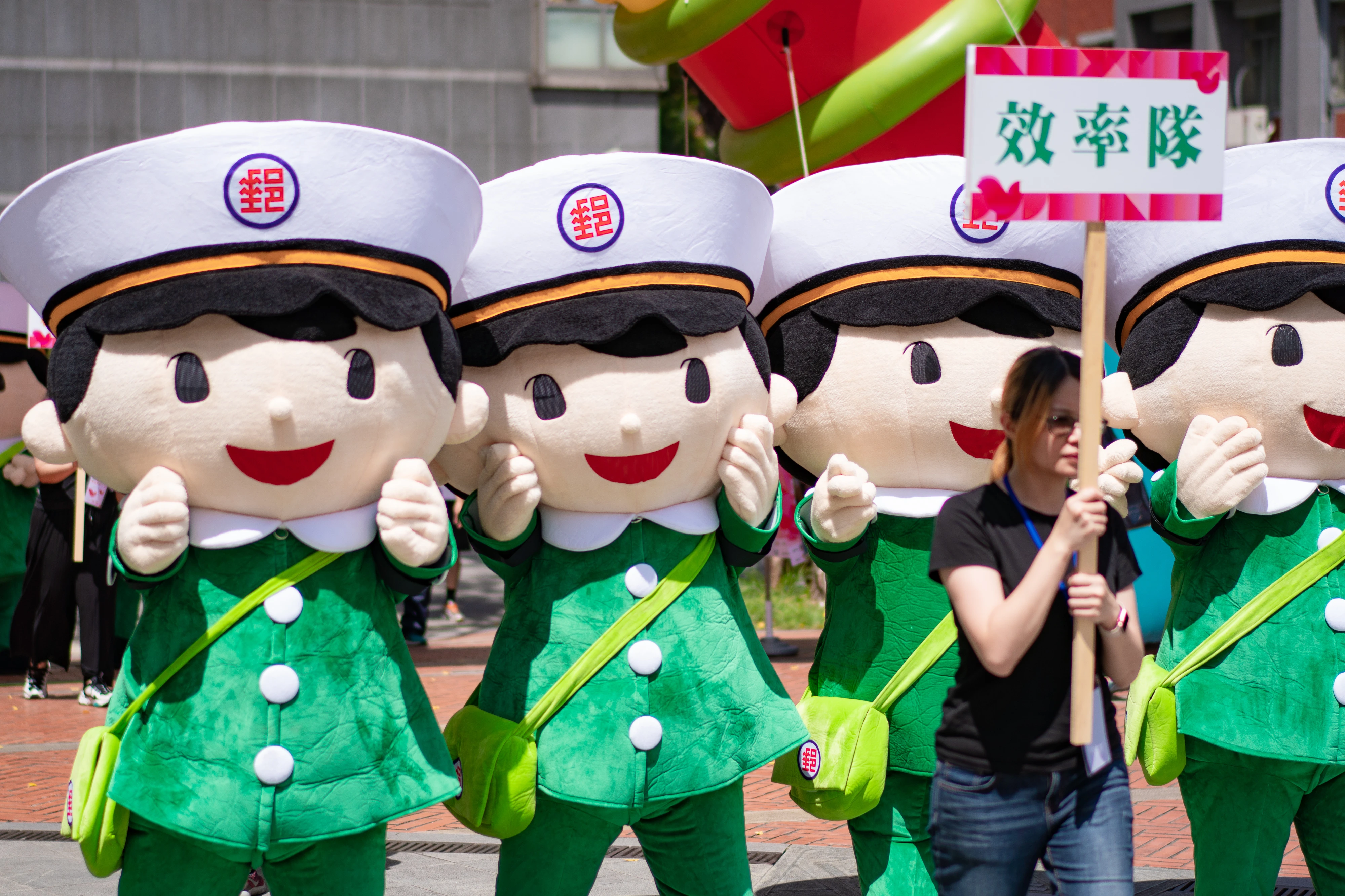 人偶裝與充氣人偶裝差在哪？企業活動、品牌吉祥物行銷怎麼選一次看懂！