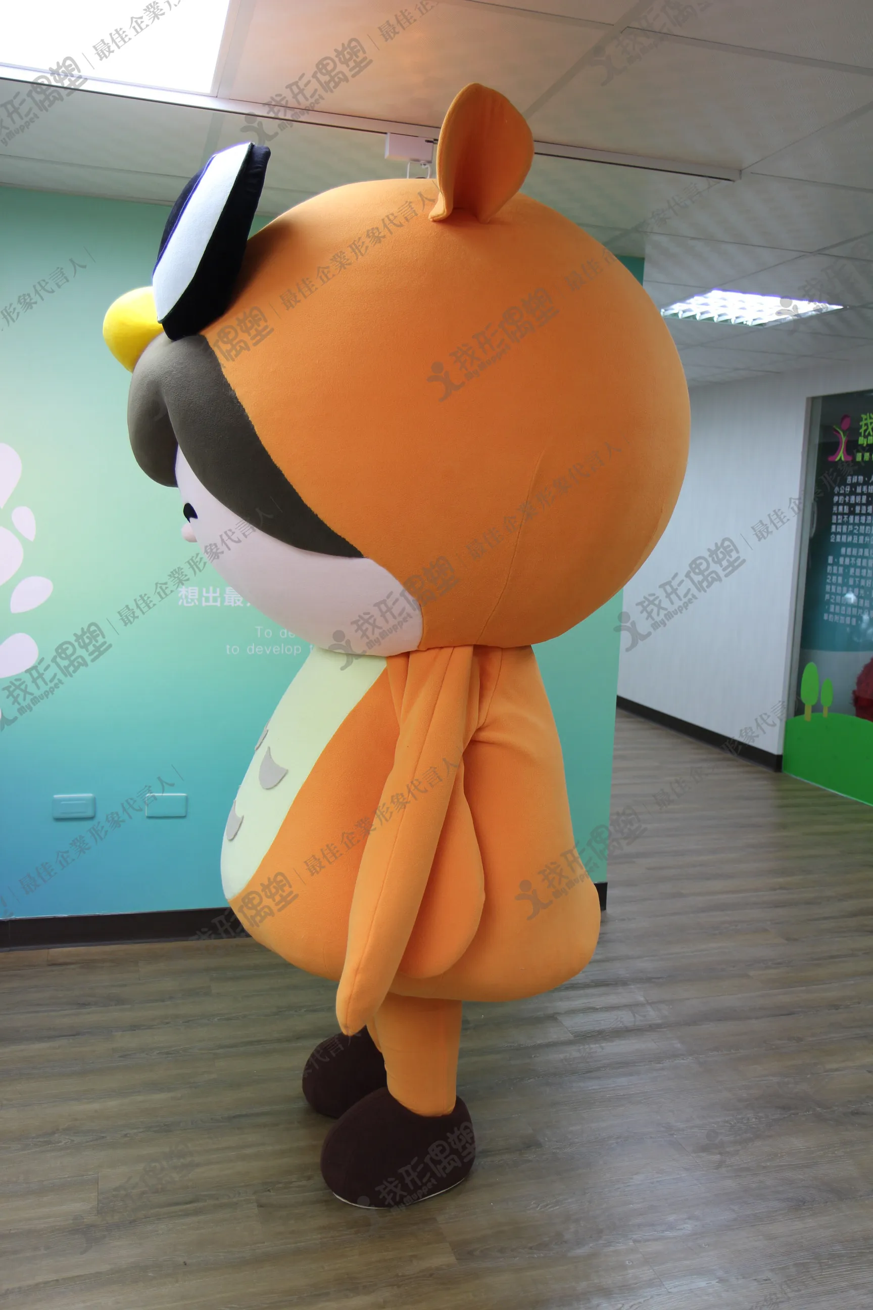 男孩貓頭鷹