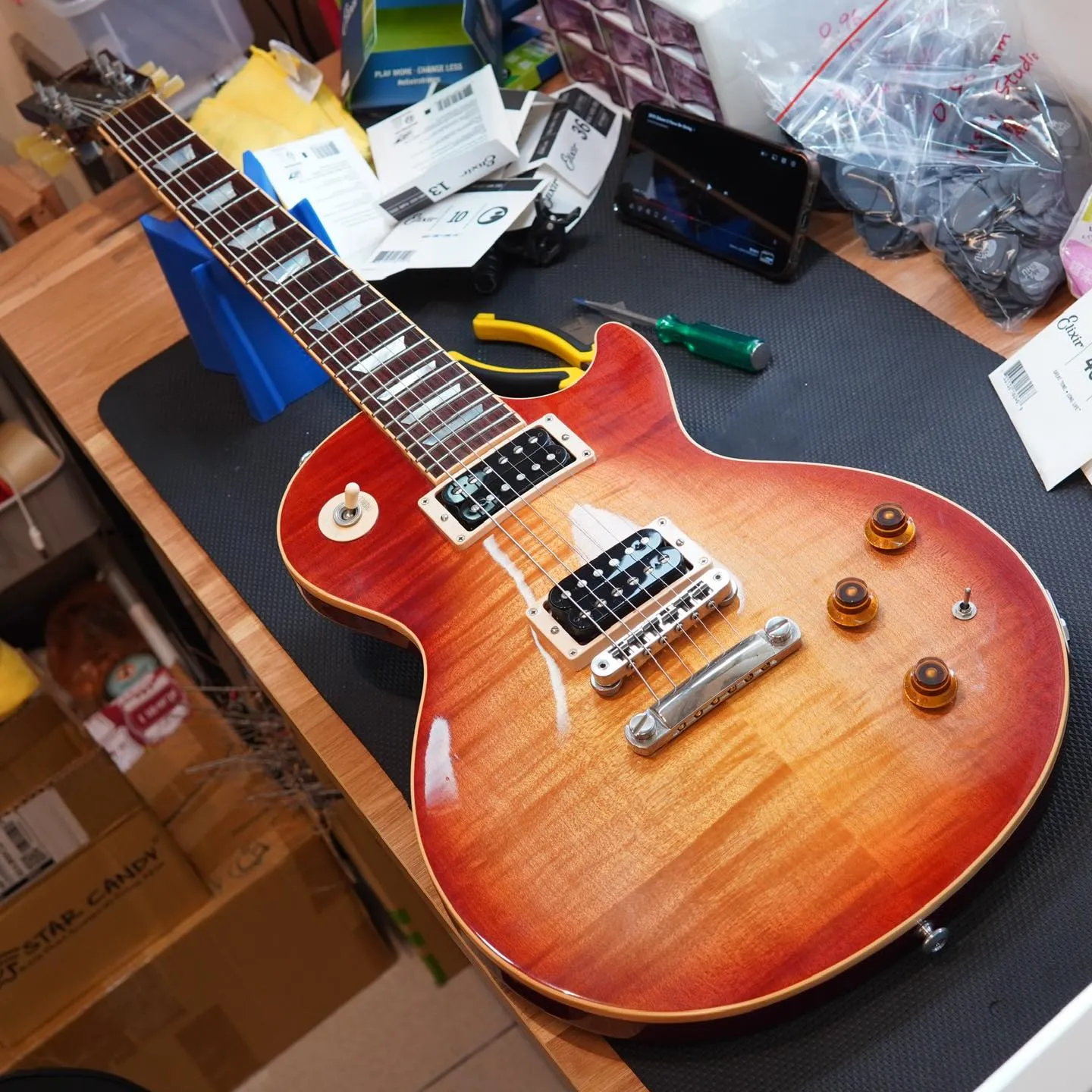 20240818_Gibson Less plus 換弦&保養｜樂器教學｜台中樂器教學