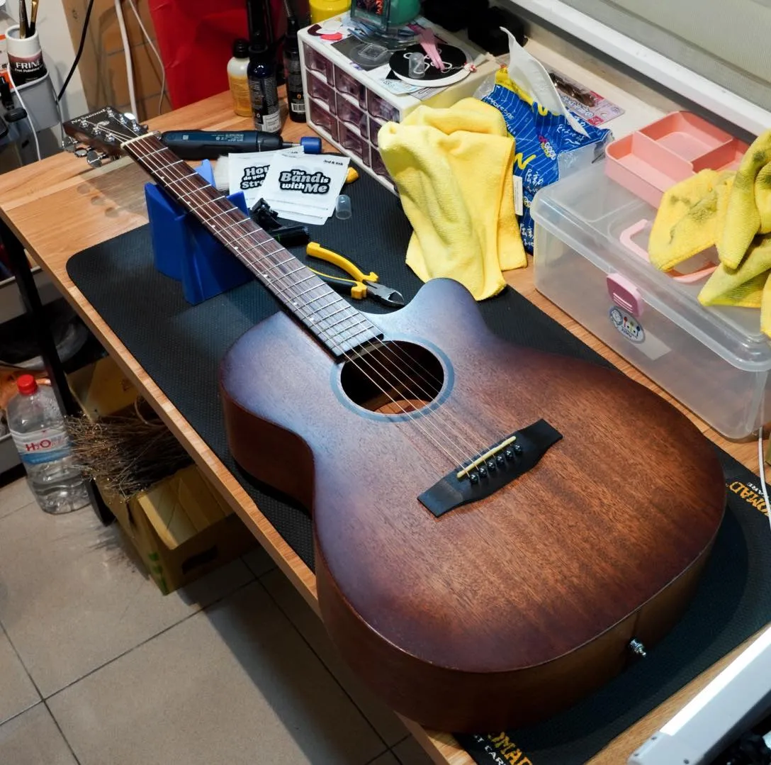 20250212_Neowood SOM-2C 換弦&保養｜樂器保養｜台中樂器保養