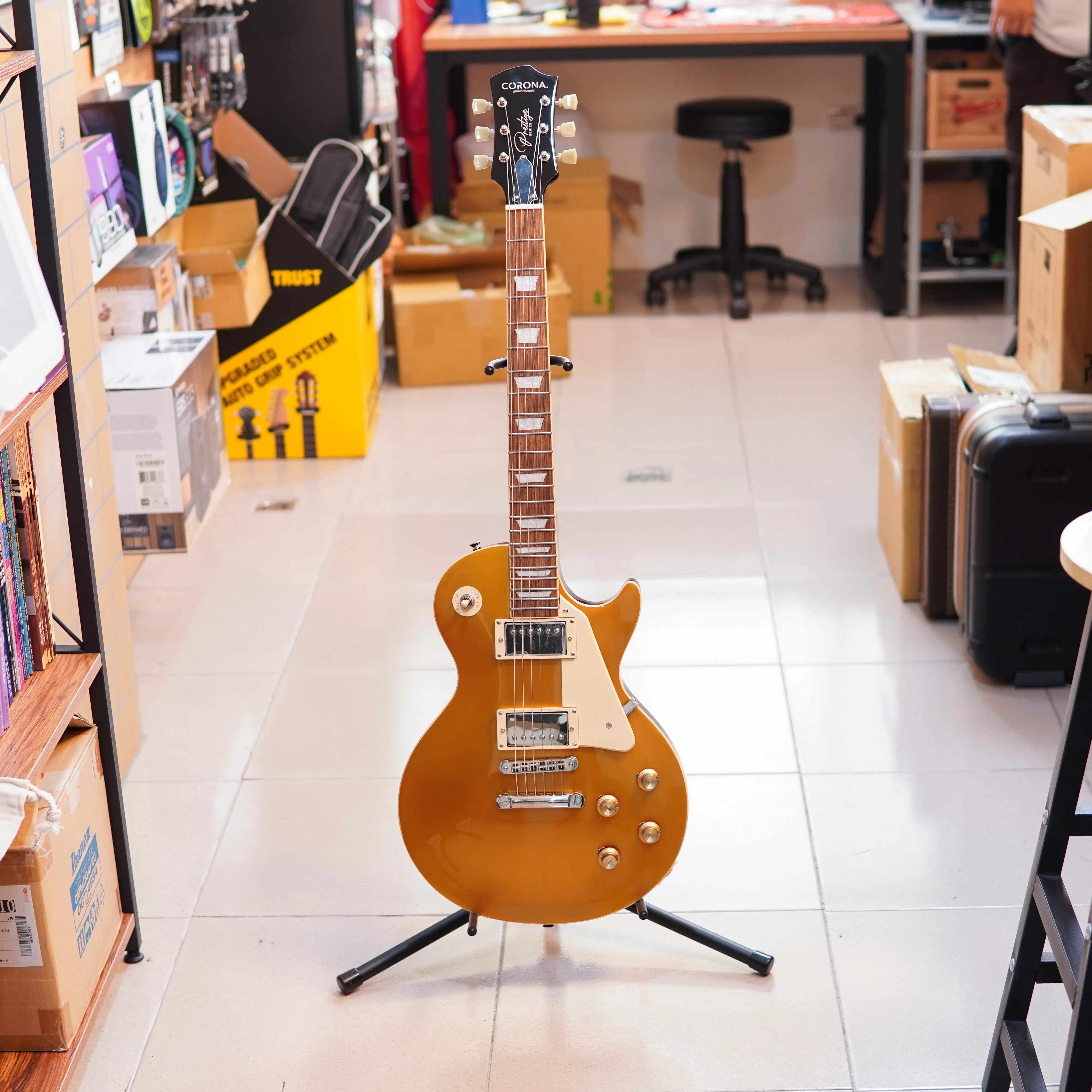 Corona PRISTAGE Les paul goldtop