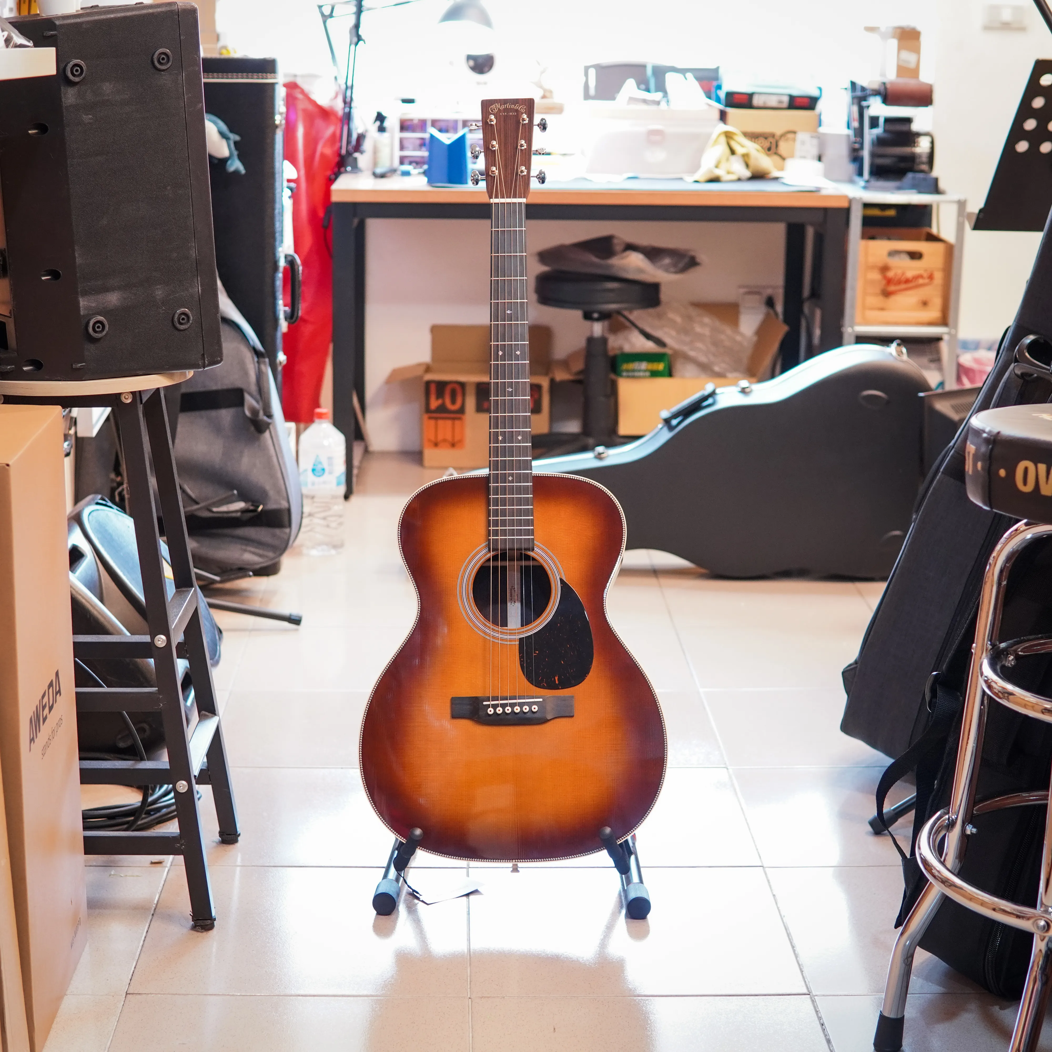 Martin OM28 Ambertone