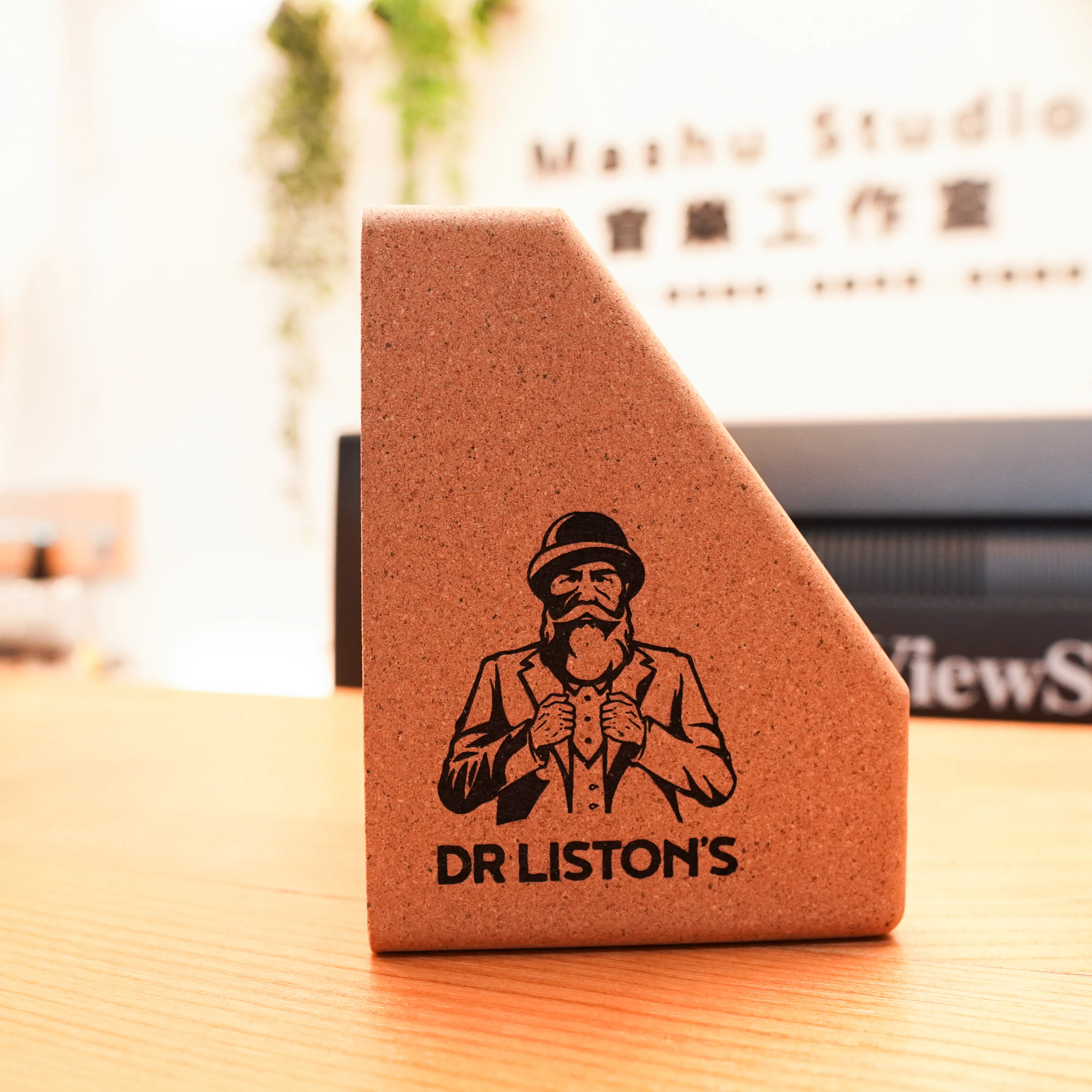 Dr.Liston’s 職人級樂器護理 配件系列 100%軟木吉他頸托DR-SNR-01