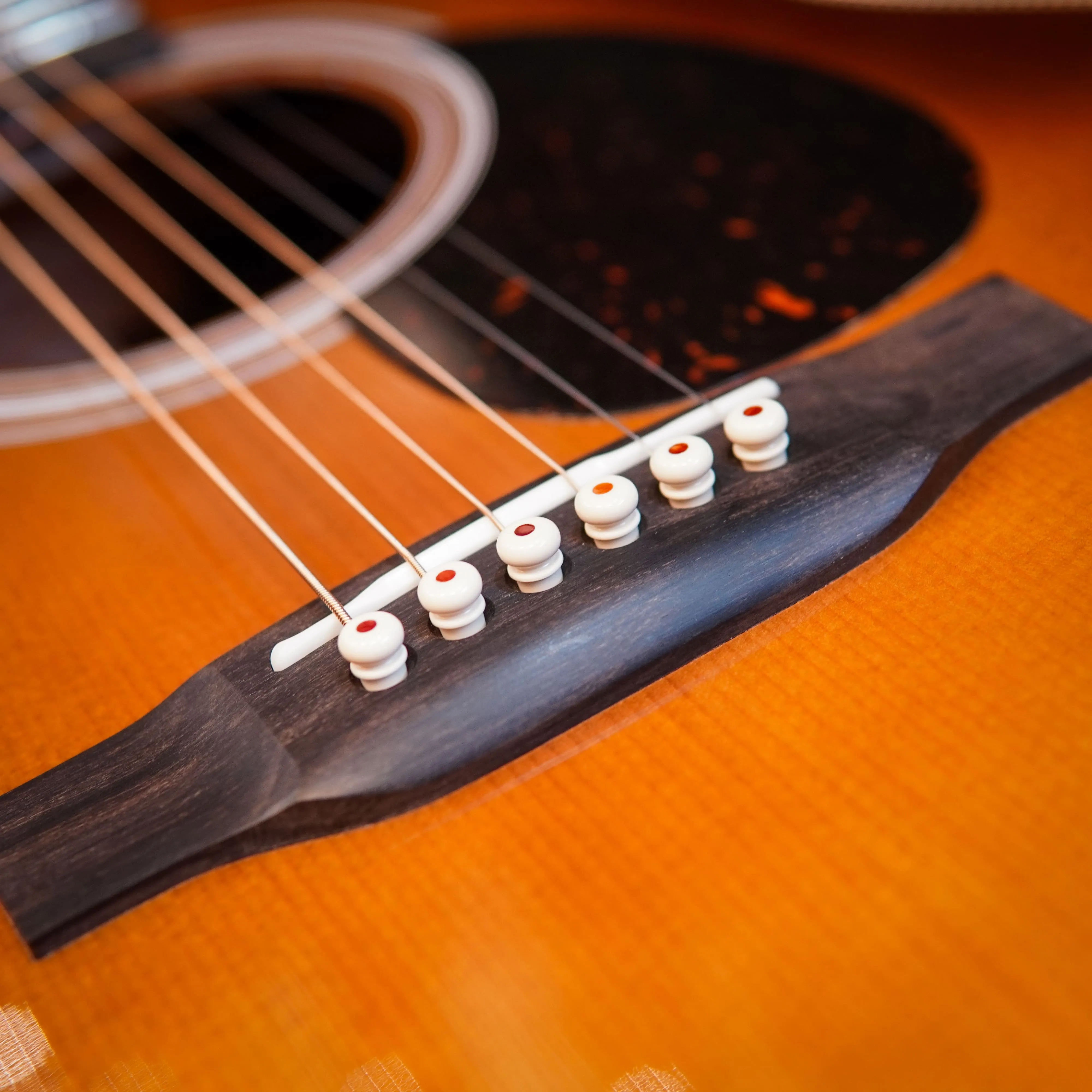 Martin OM28 Ambertone