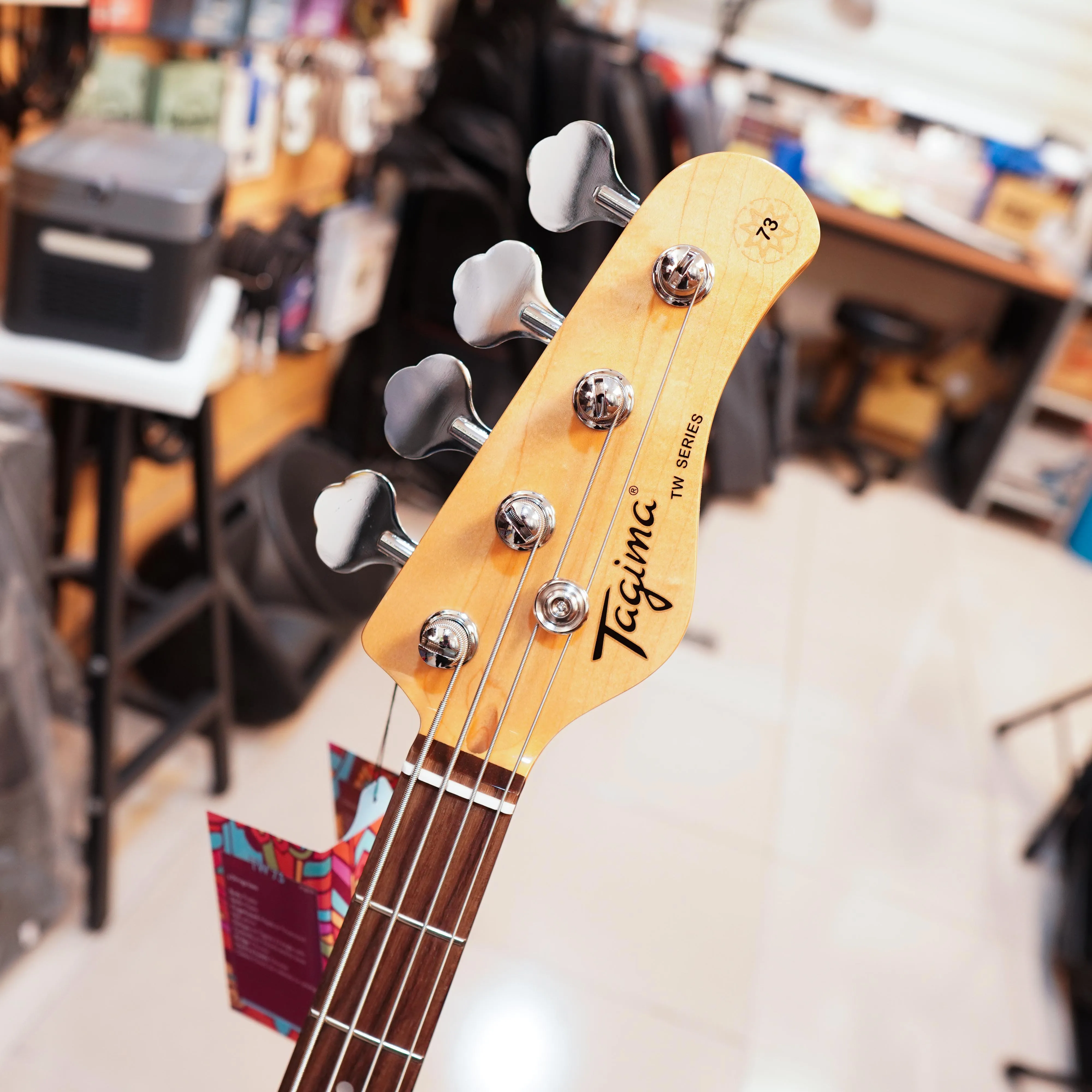 Tagima TW-73 Bass Guitar Sunburst