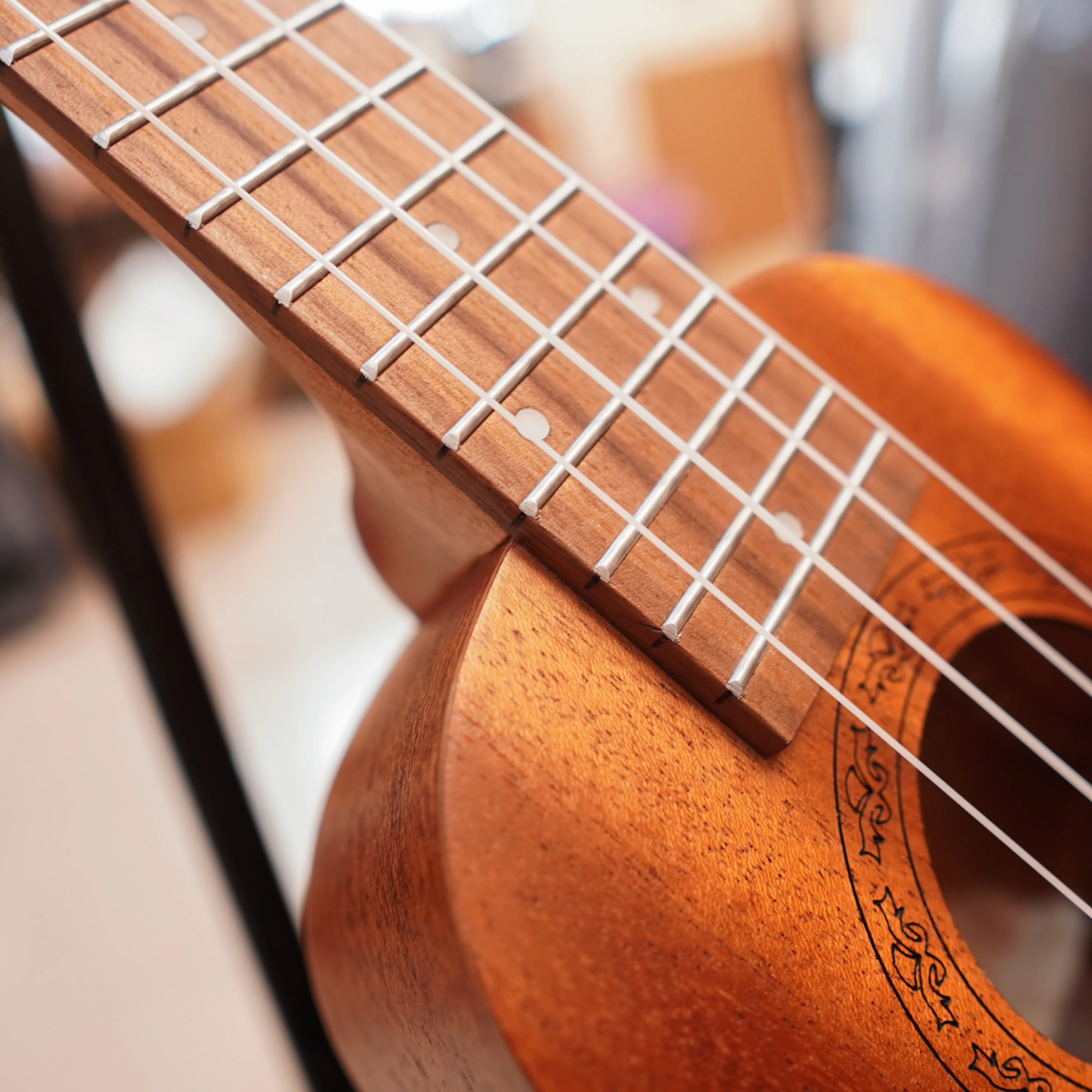 原木烏克麗麗 UKULEE