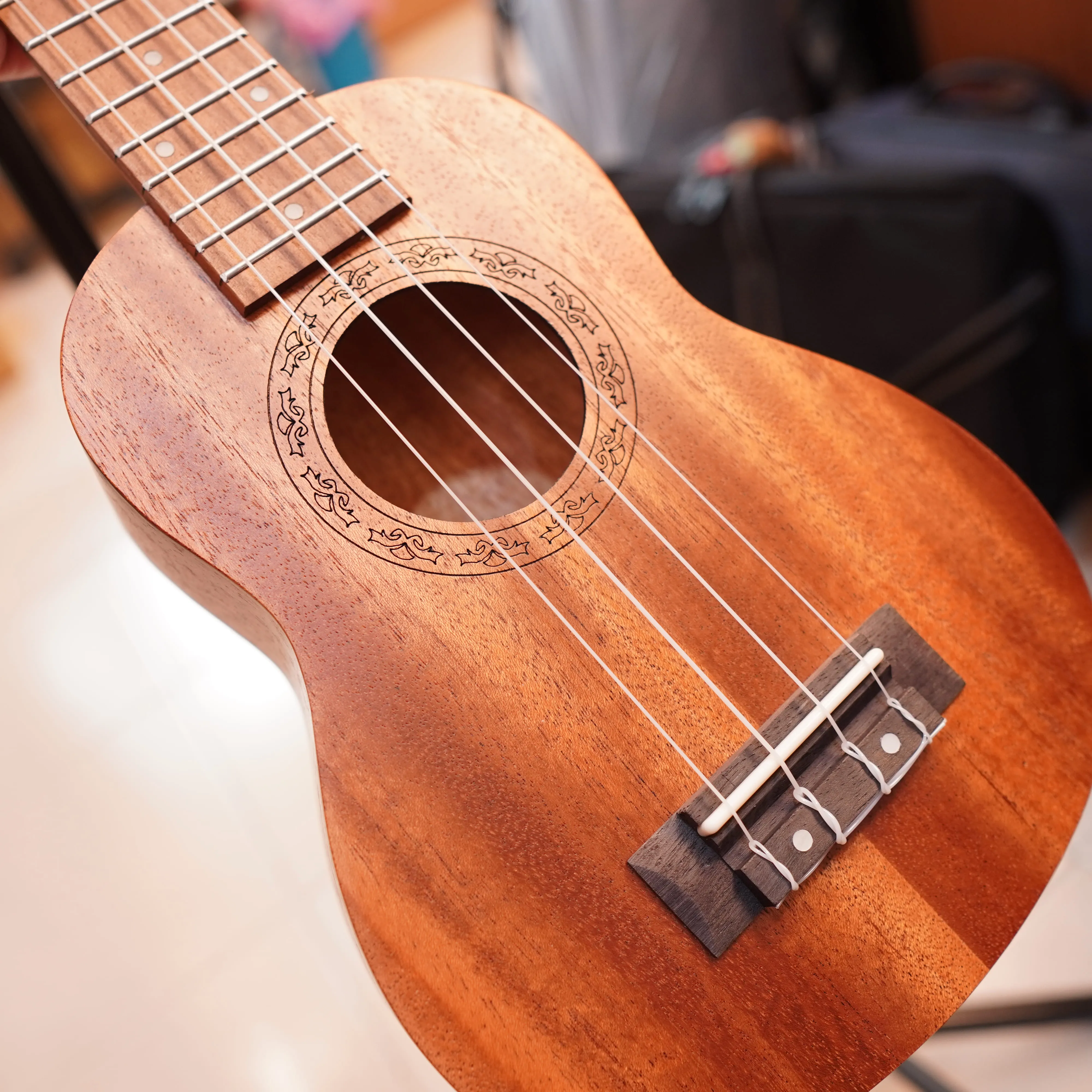 原木烏克麗麗 UKULEE