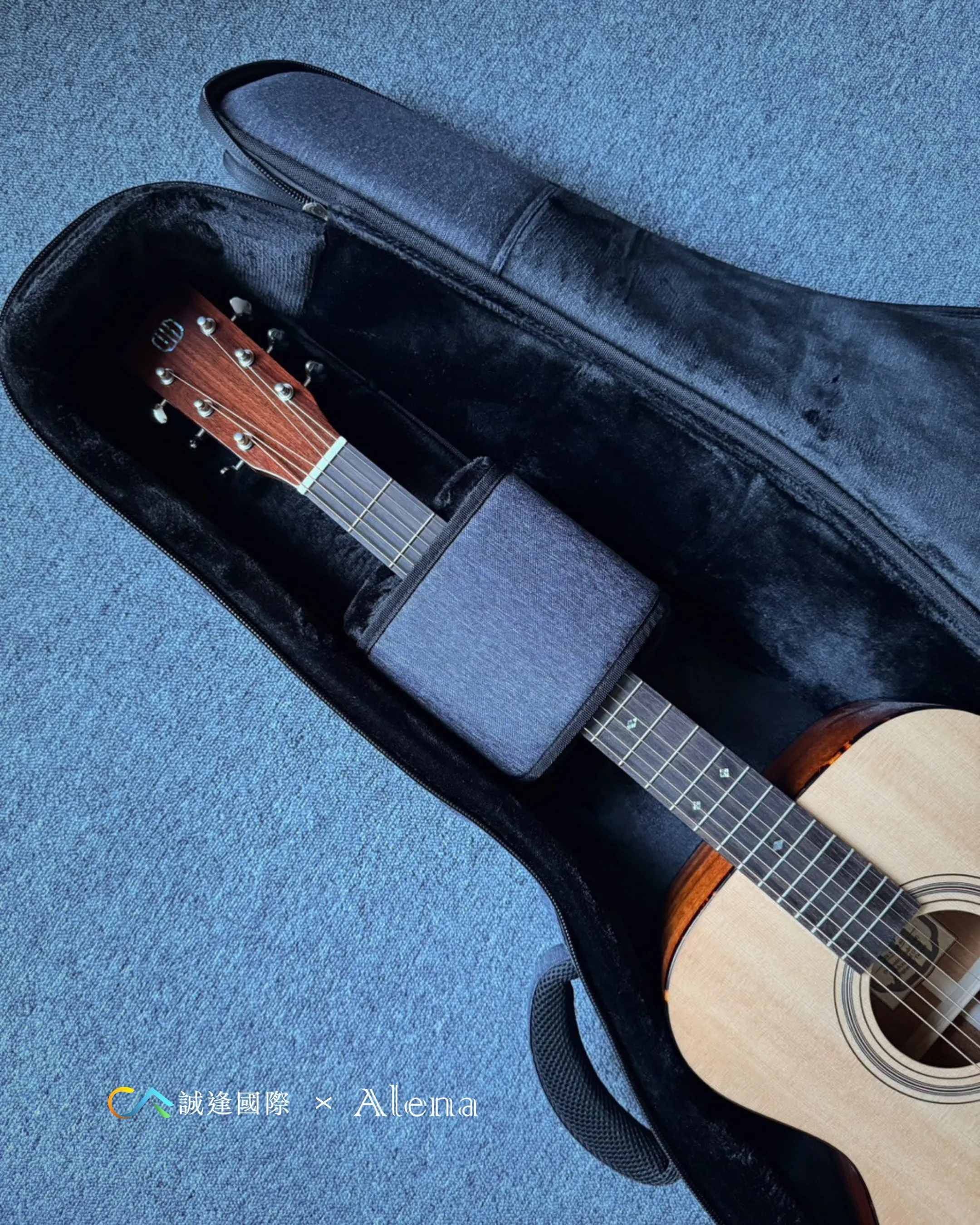 Alena YH1020-D 民謠吉他厚袋