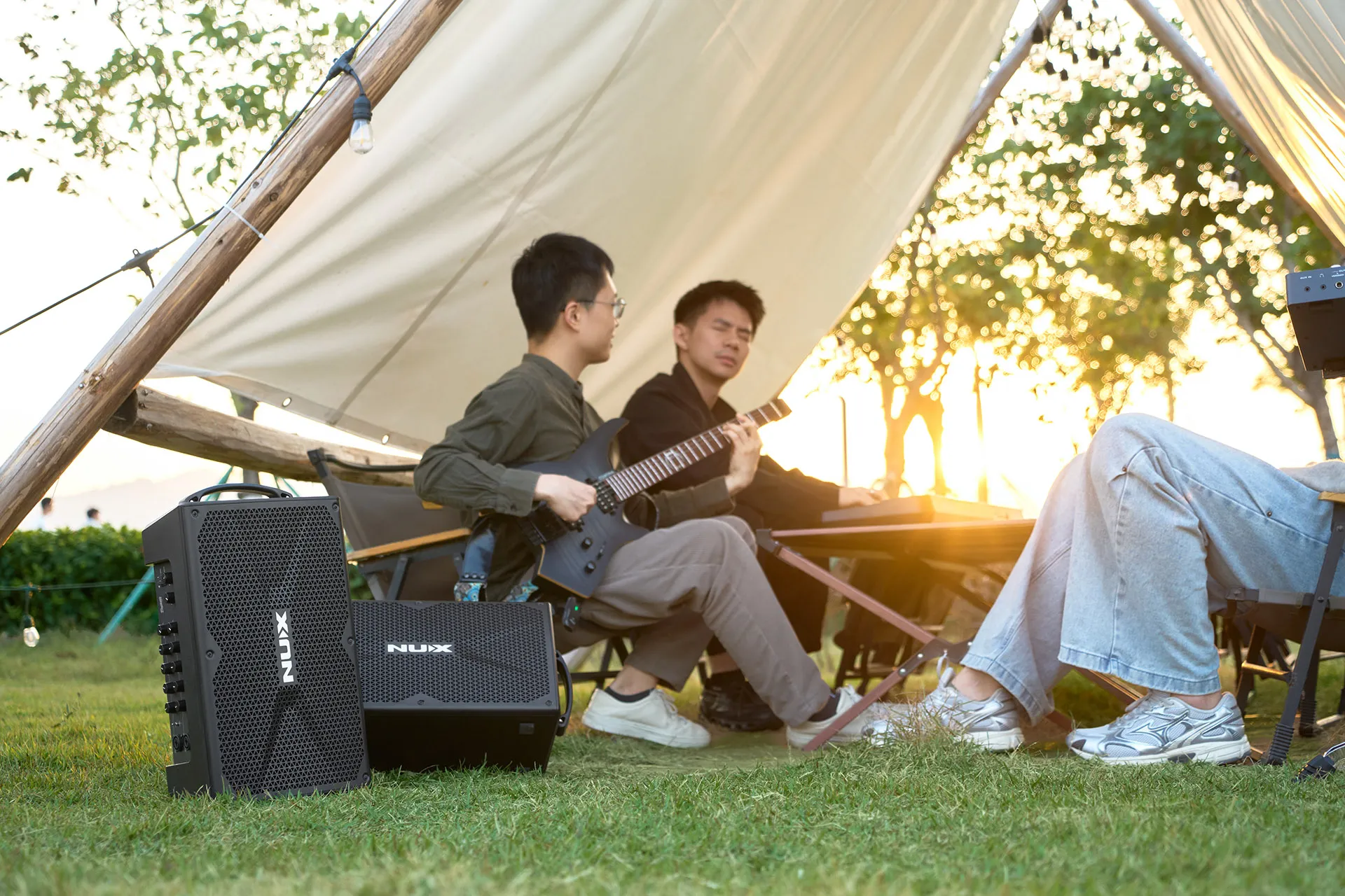 NUX Busking 200FR 便攜式戶外喇叭 音箱 NBA200FR 200W