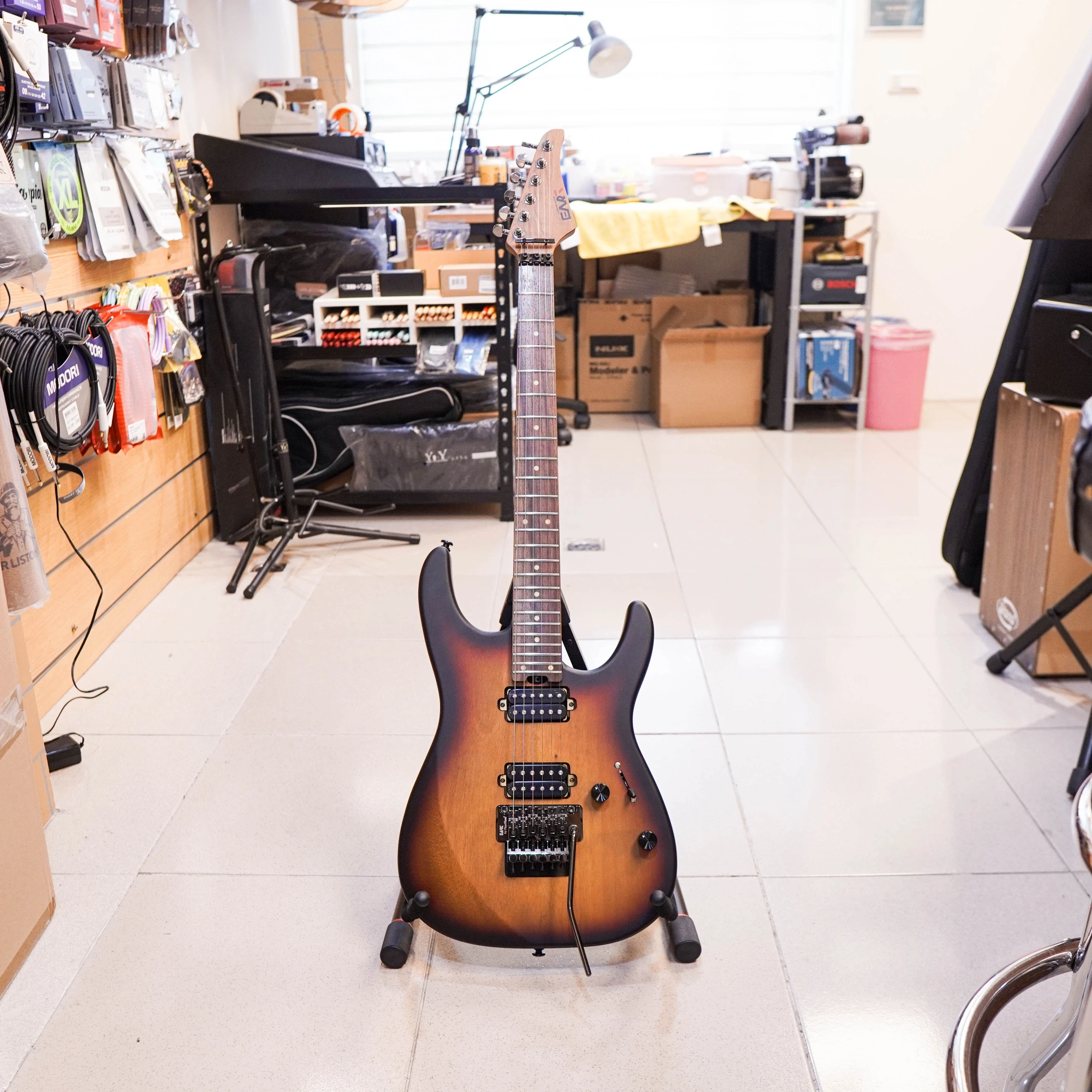 EART NK-1980 電吉他