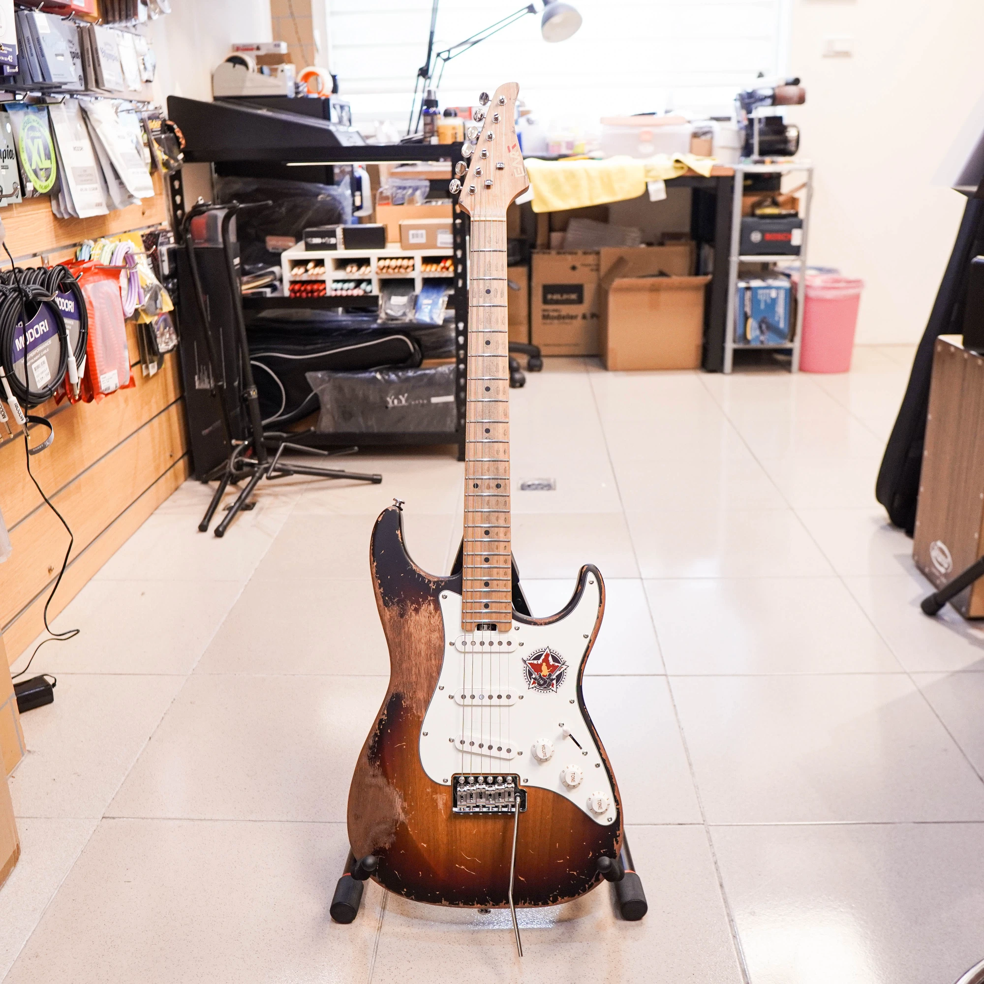 EART Vintage VS60HM 電吉他
