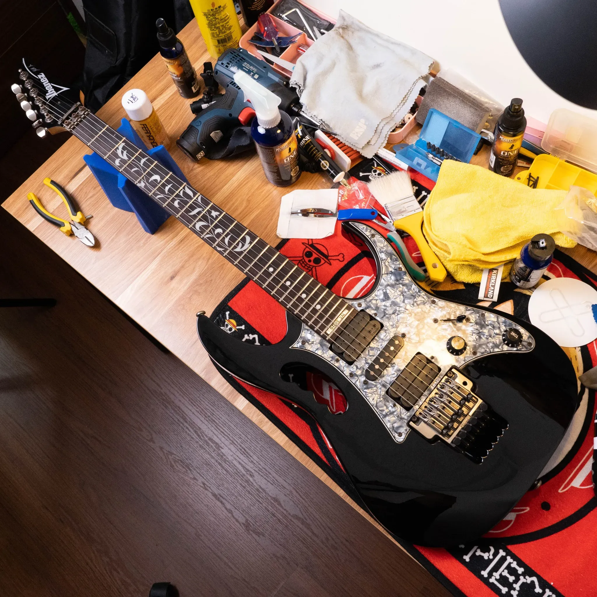 20221121_Ibanez JEM 555 BK 換弦&大整理｜音樂教學｜台中音樂教學