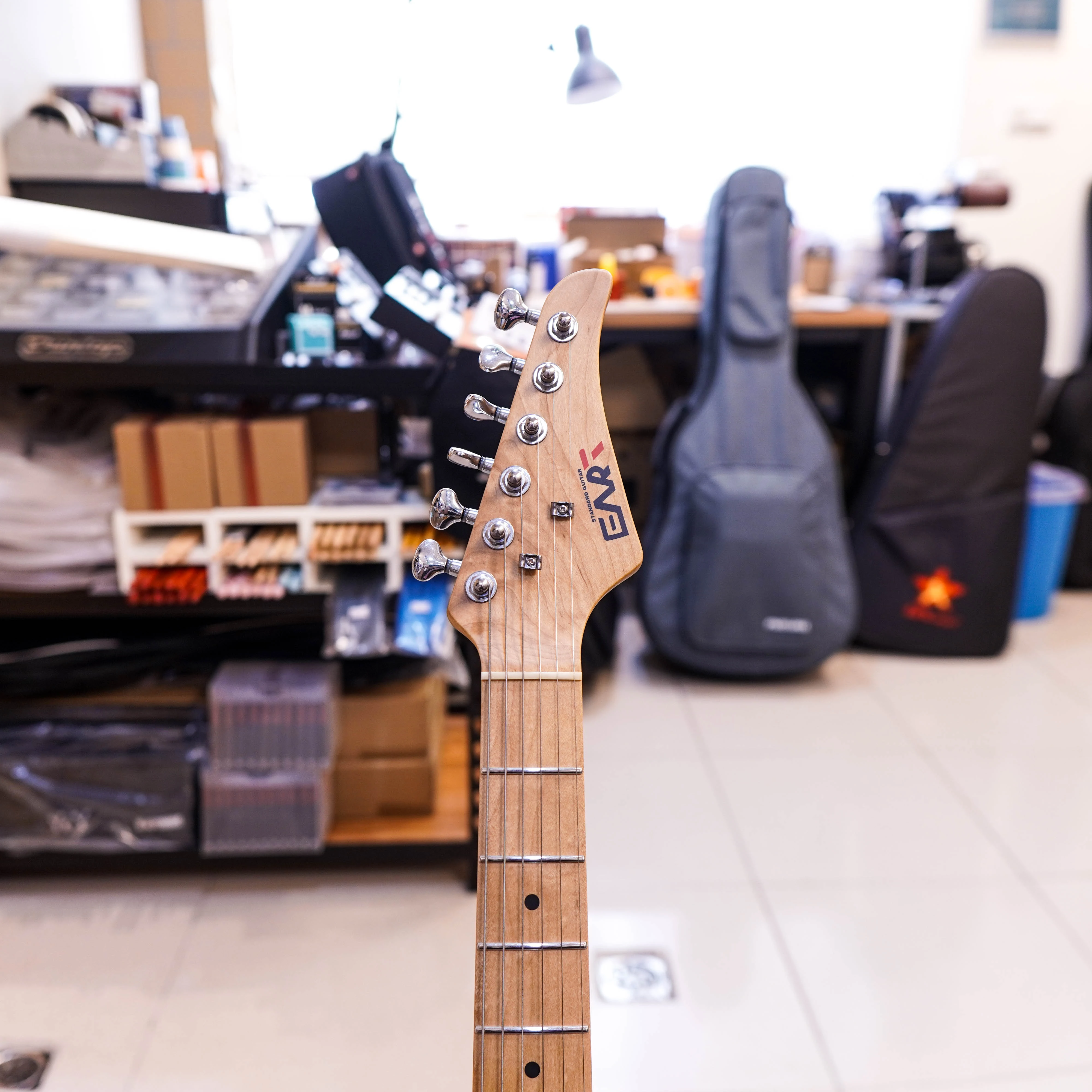 EART ST-1 電吉他 透明黃