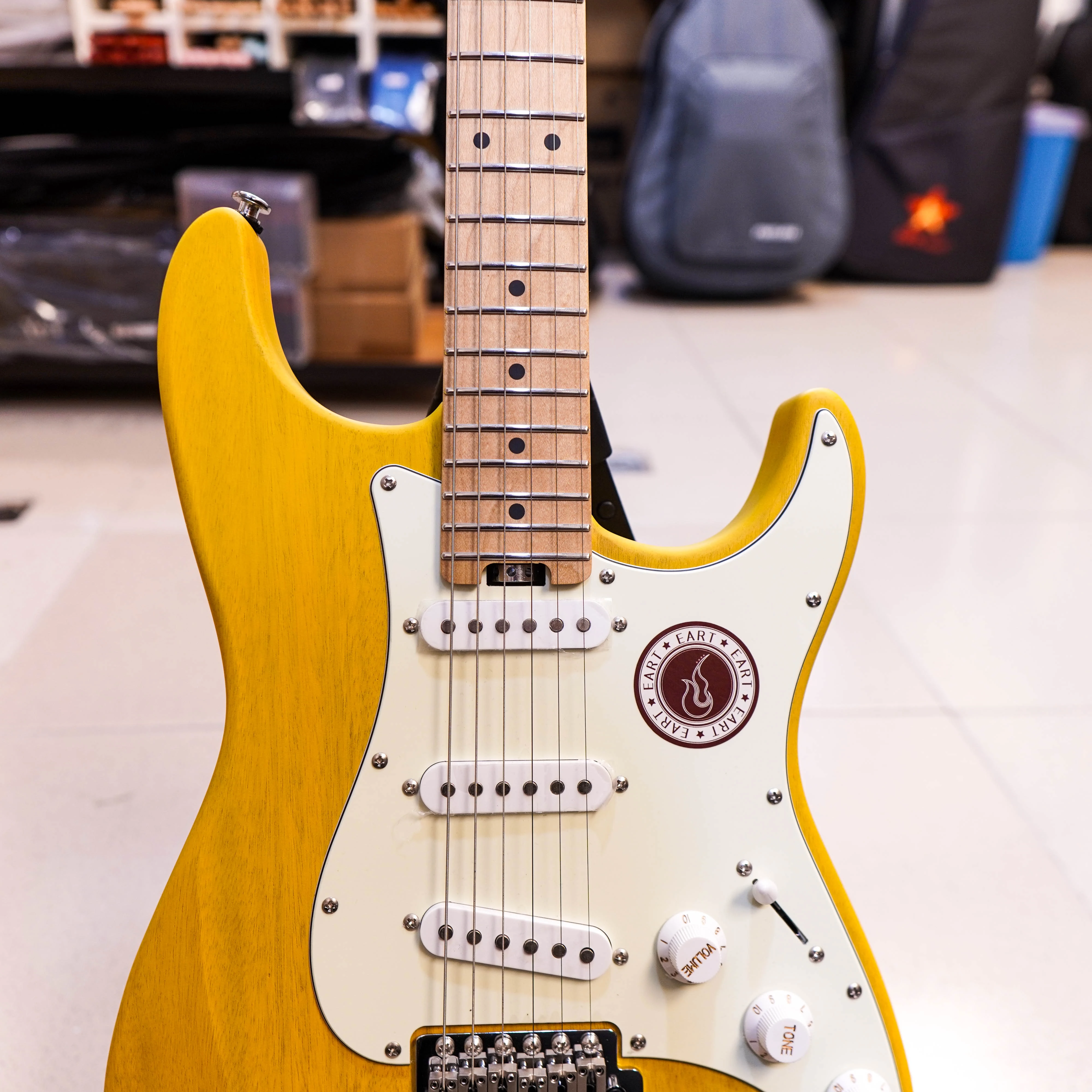 EART ST-1 電吉他 透明黃