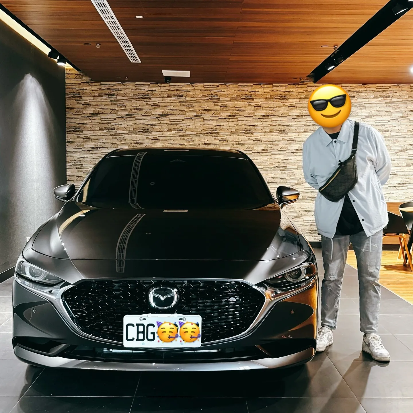 恭喜宜蘭車主入主Mazda3 Premium 鋼鐵灰