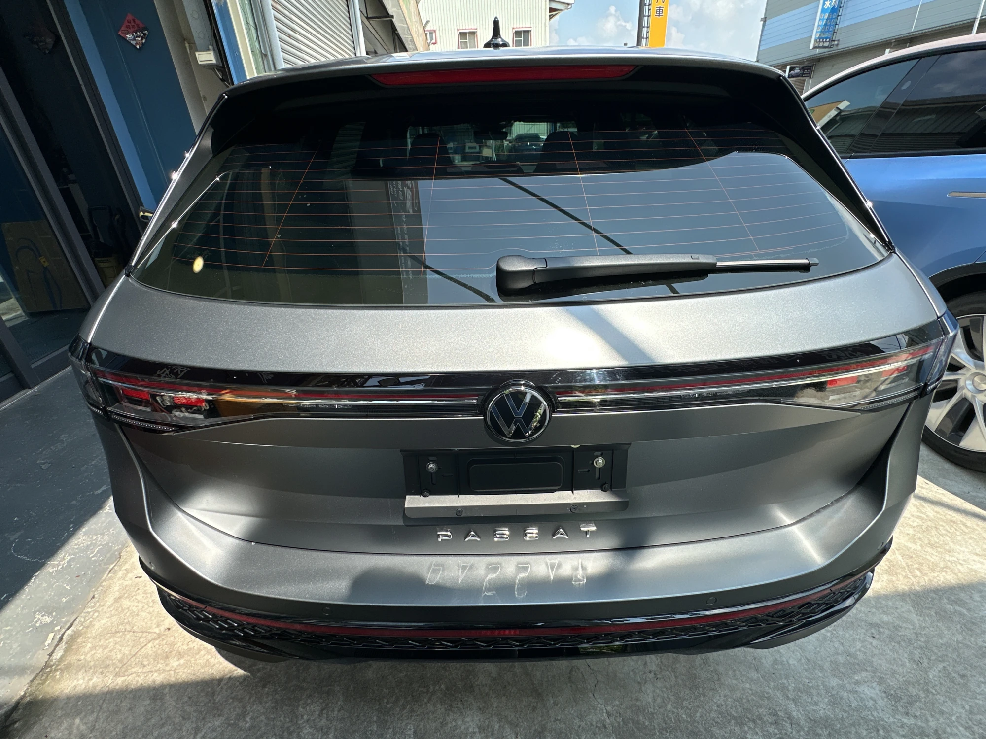 Volkswagen Passat 全車消光犀牛皮