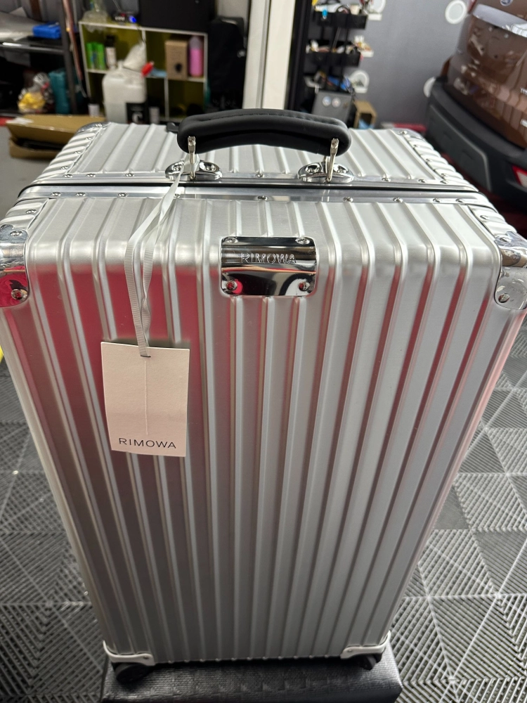 RIMOWA