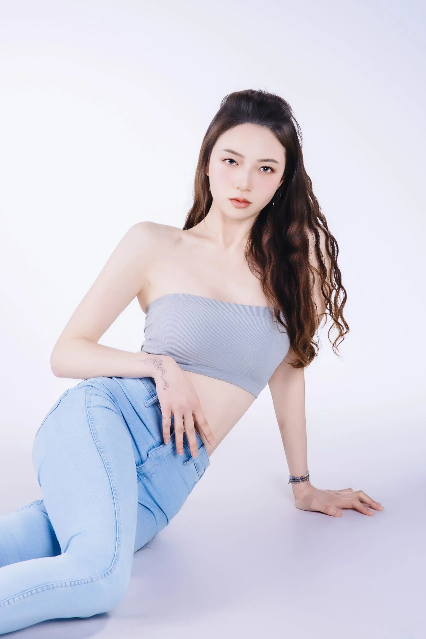 Hazel 曾亭瑄