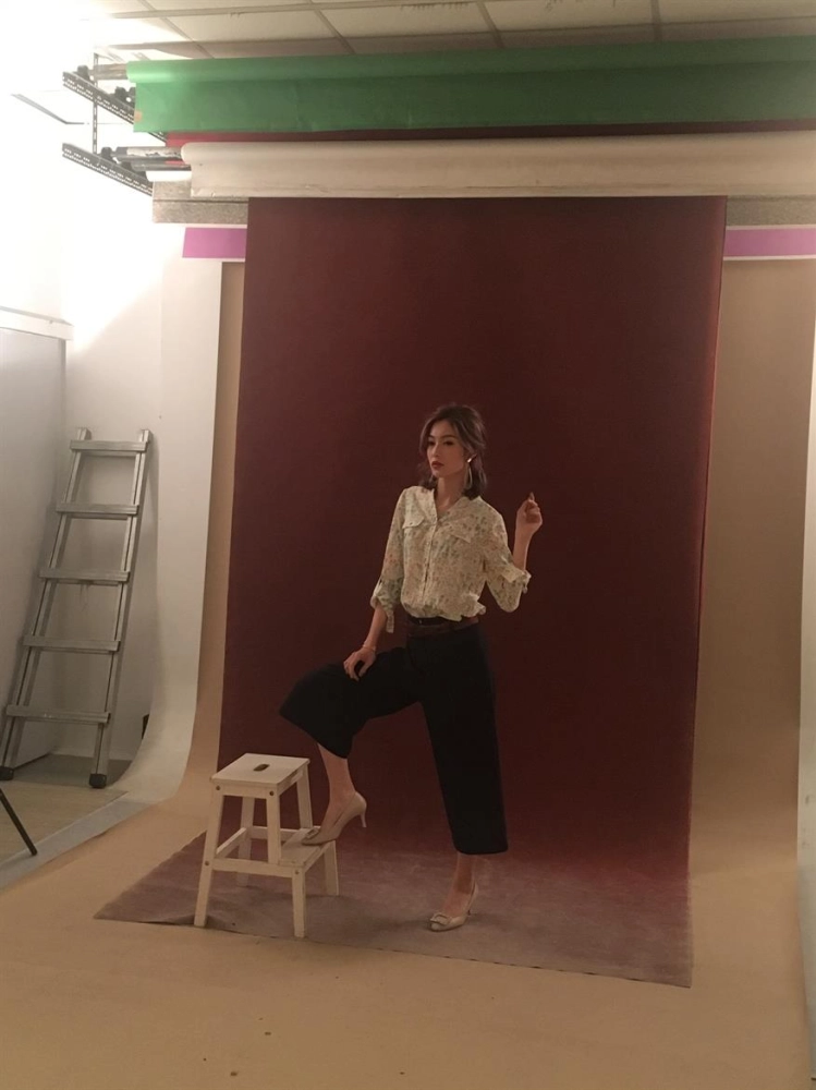 精品百貨購物節封面拍攝