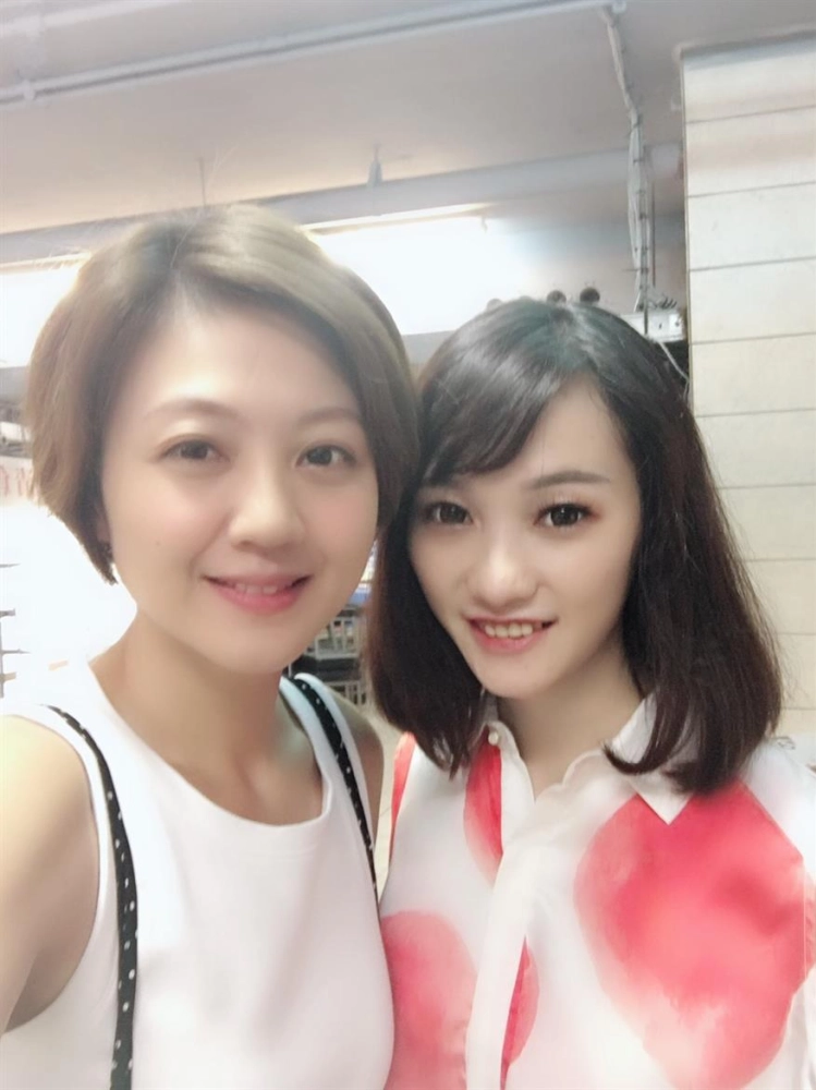 日曜天地記者會