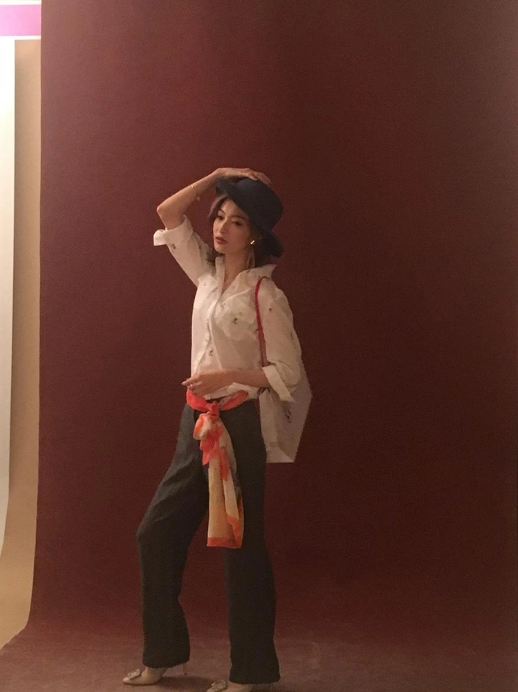 精品百貨購物節封面拍攝