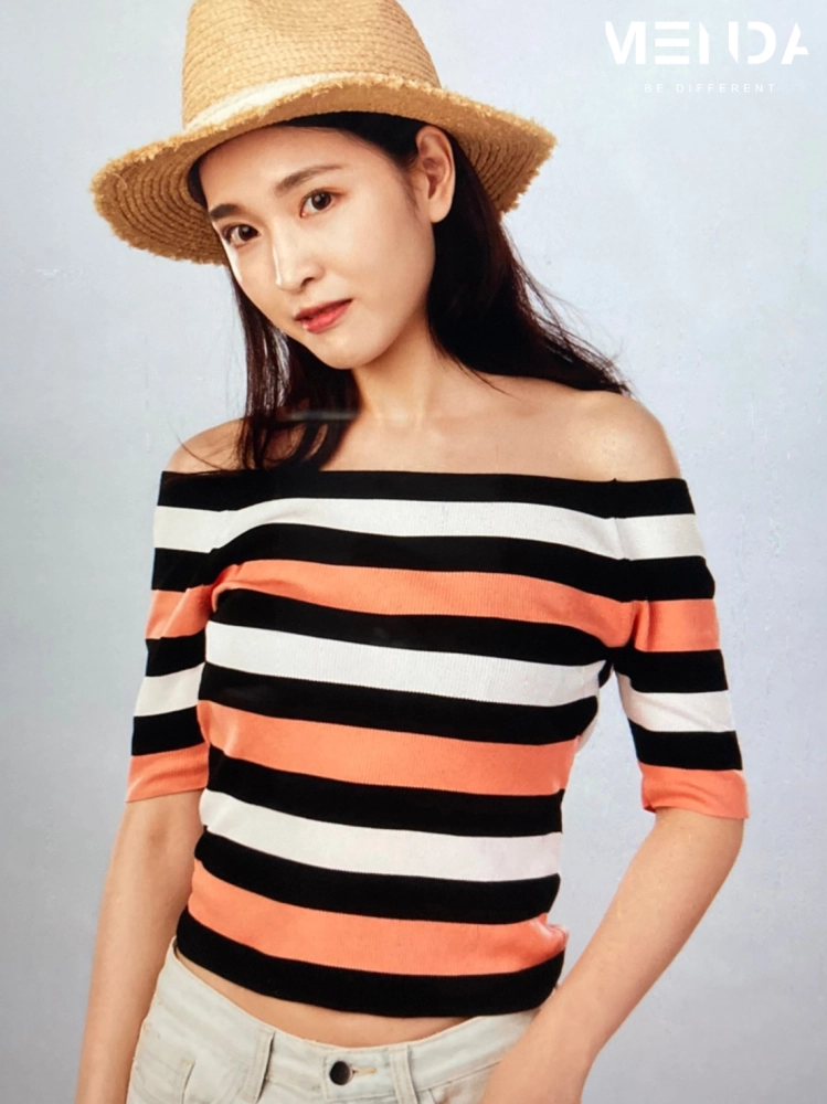 蘿芮帽子平面拍攝