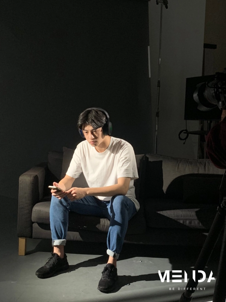 電競耳機平面拍攝