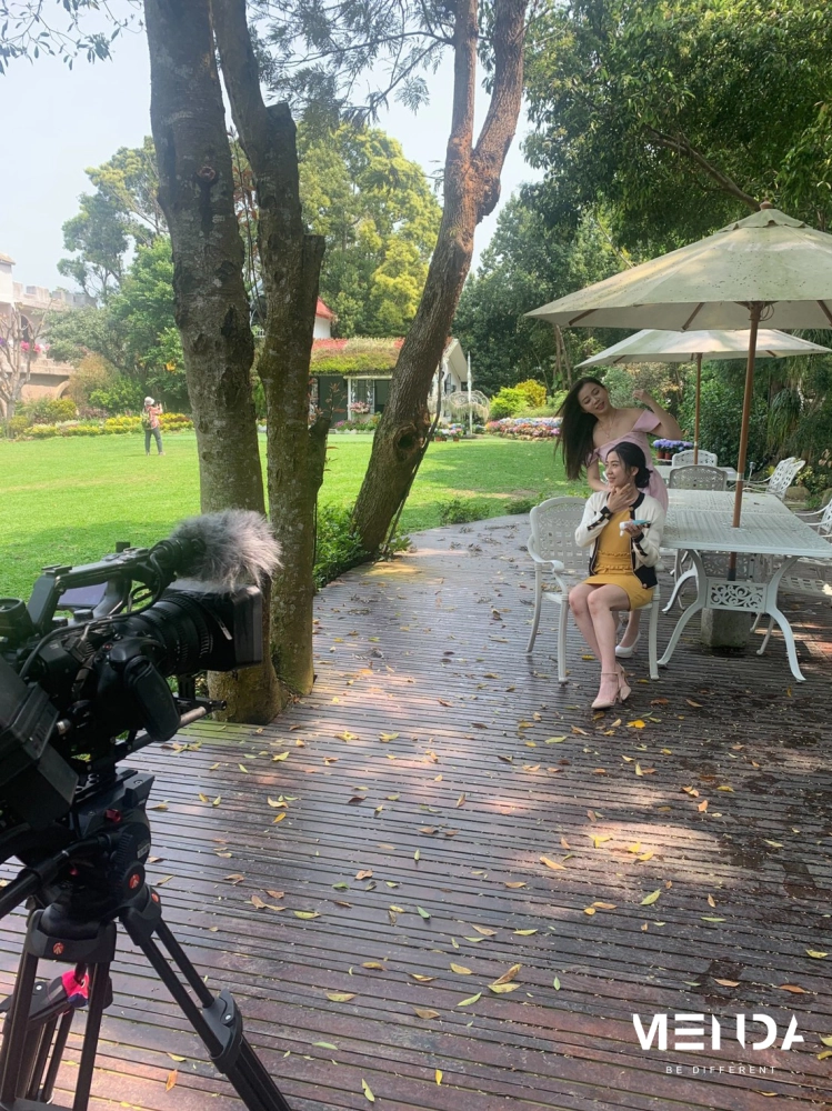 百納康健花萃霜CF拍攝