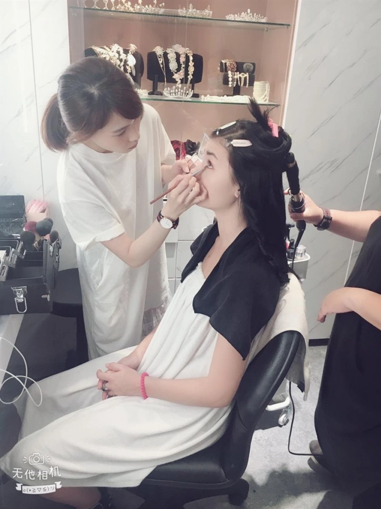 茱莉亞婚紗型錄拍攝