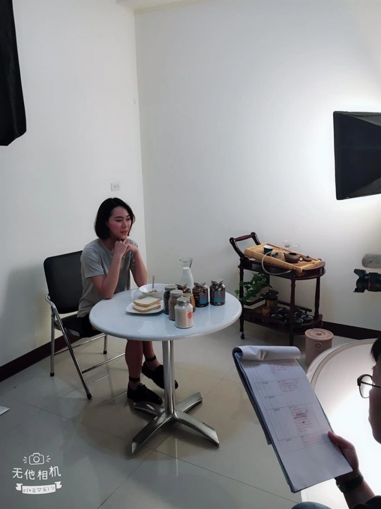 三寶包堅果廣告