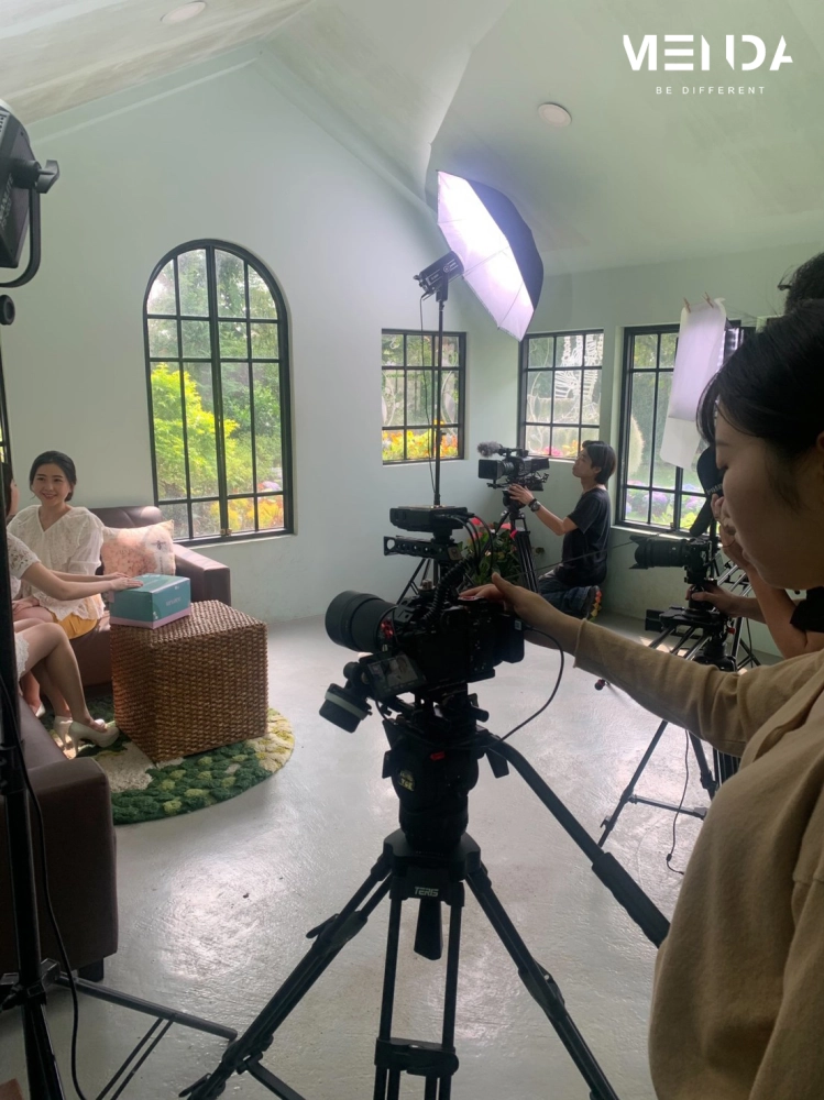 百納康健花萃霜CF拍攝