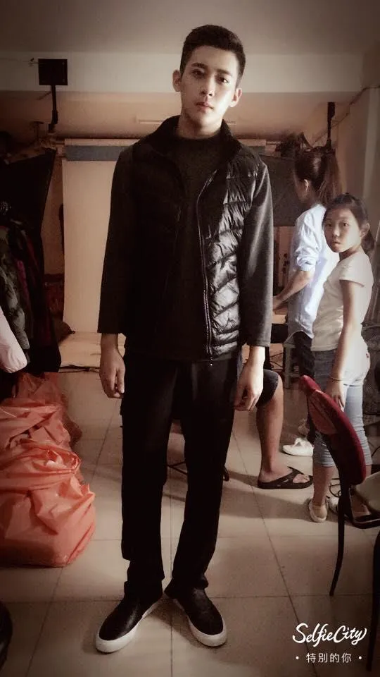 羽絨衣型錄拍攝