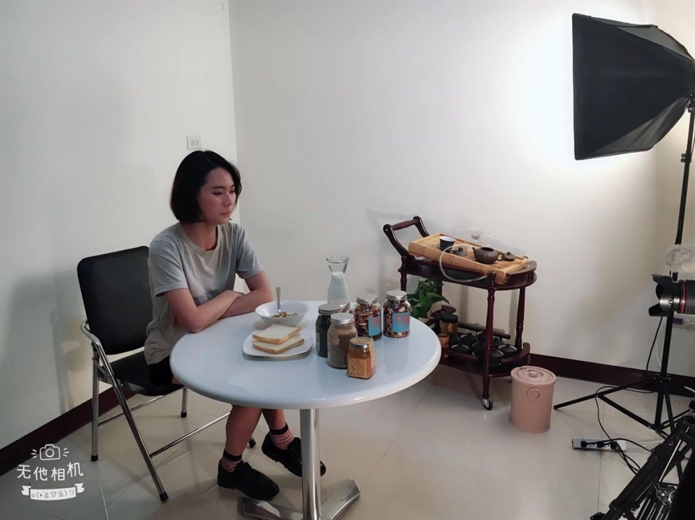 三寶包堅果廣告