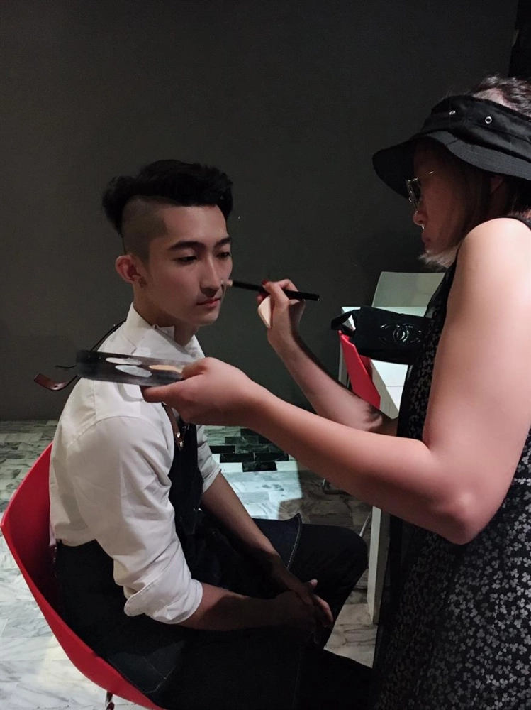 驚喜委託所 節目製作