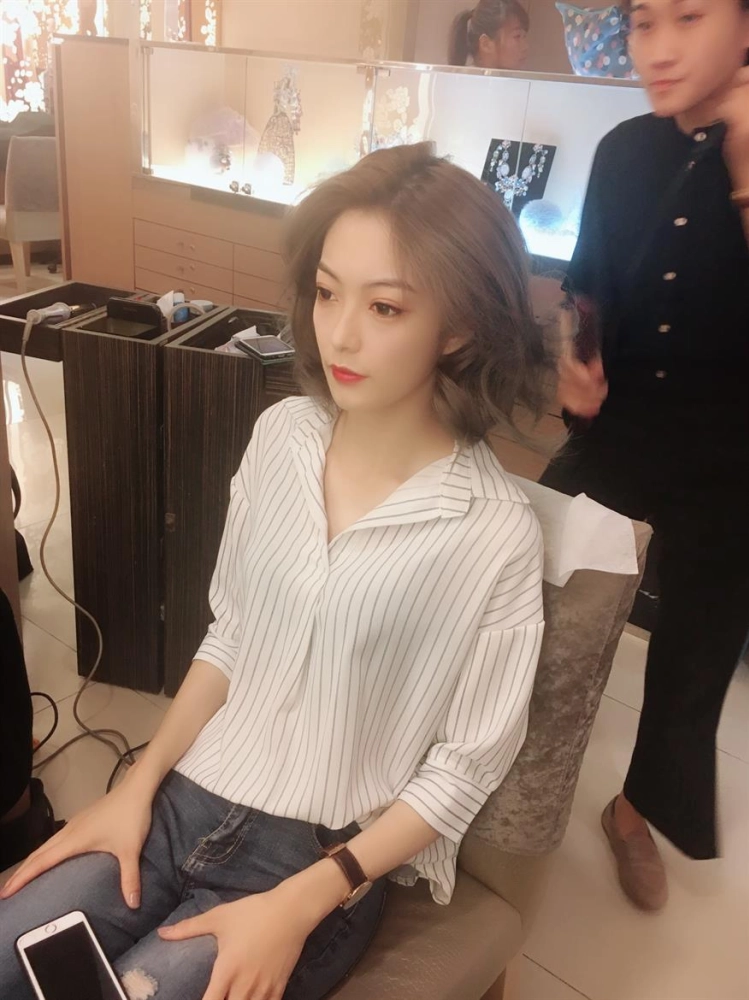 精品百貨購物節封面拍攝