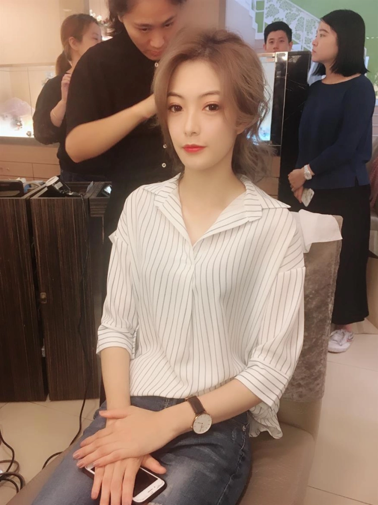 精品百貨購物節封面拍攝