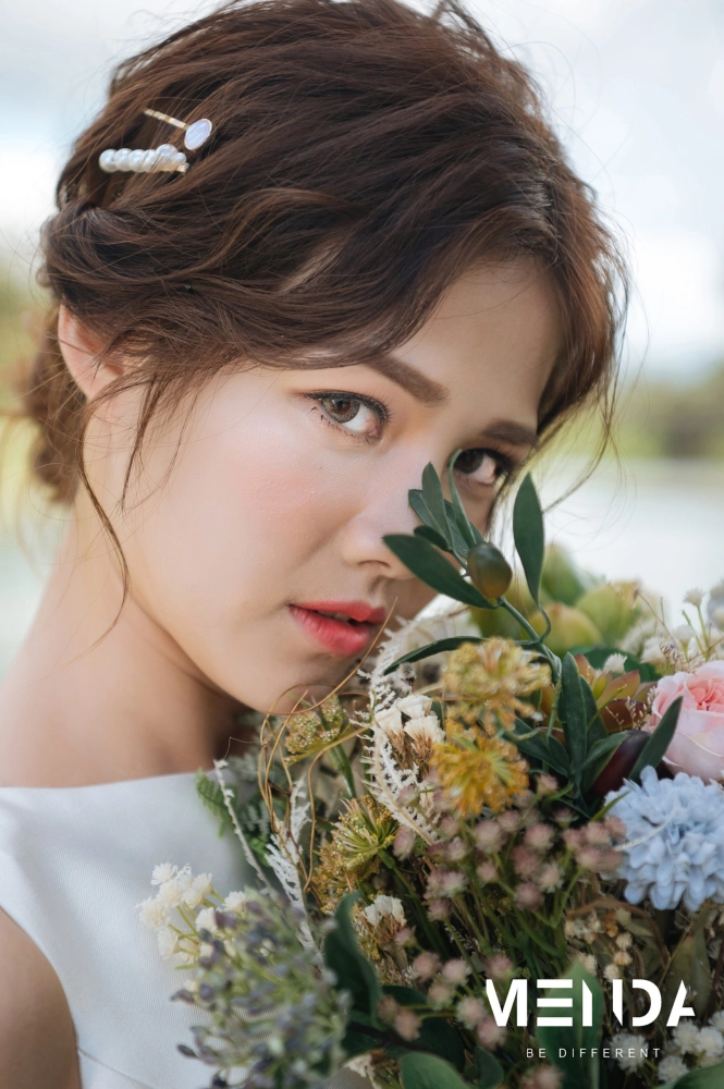 茱莉亞婚紗型錄拍攝成品