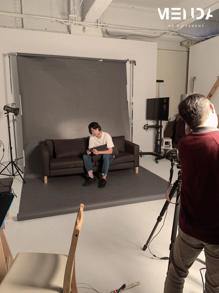 電競耳機平面拍攝