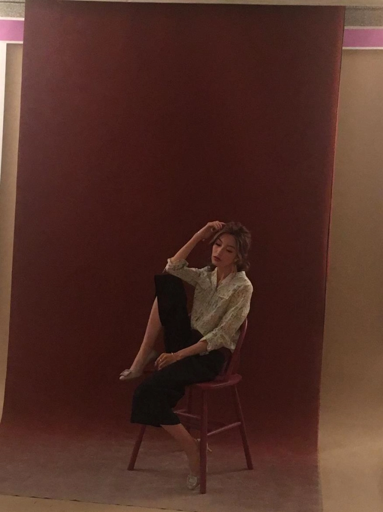 精品百貨購物節封面拍攝