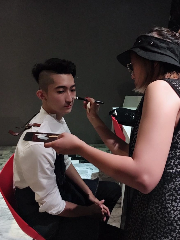 驚喜委託所 節目製作