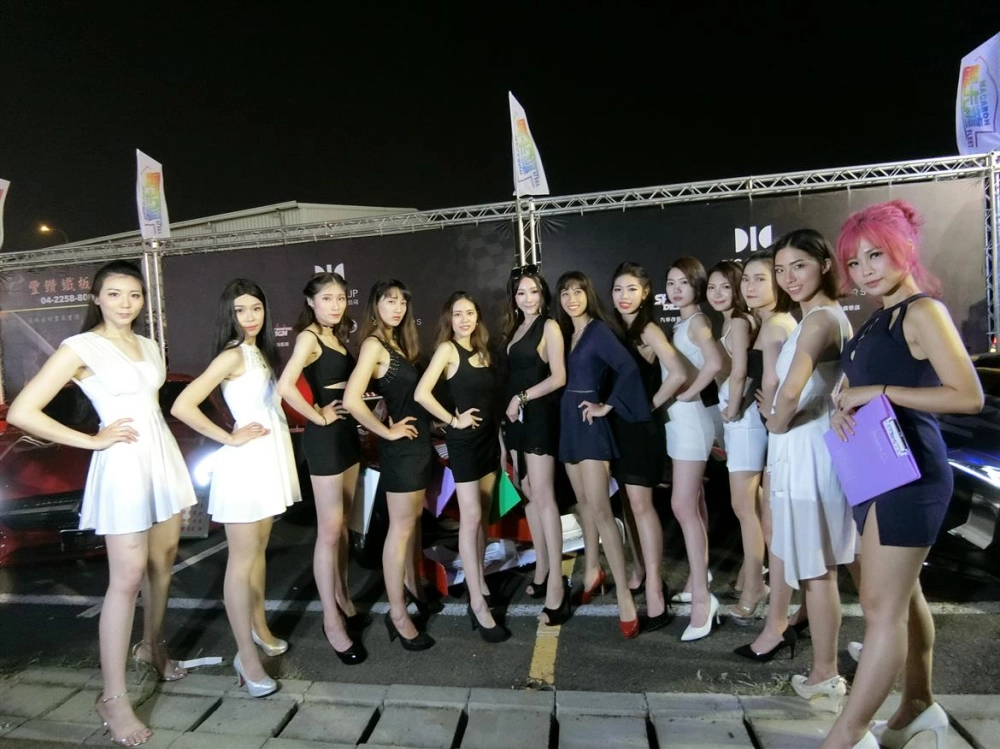 馬卡龍車隊公益活動