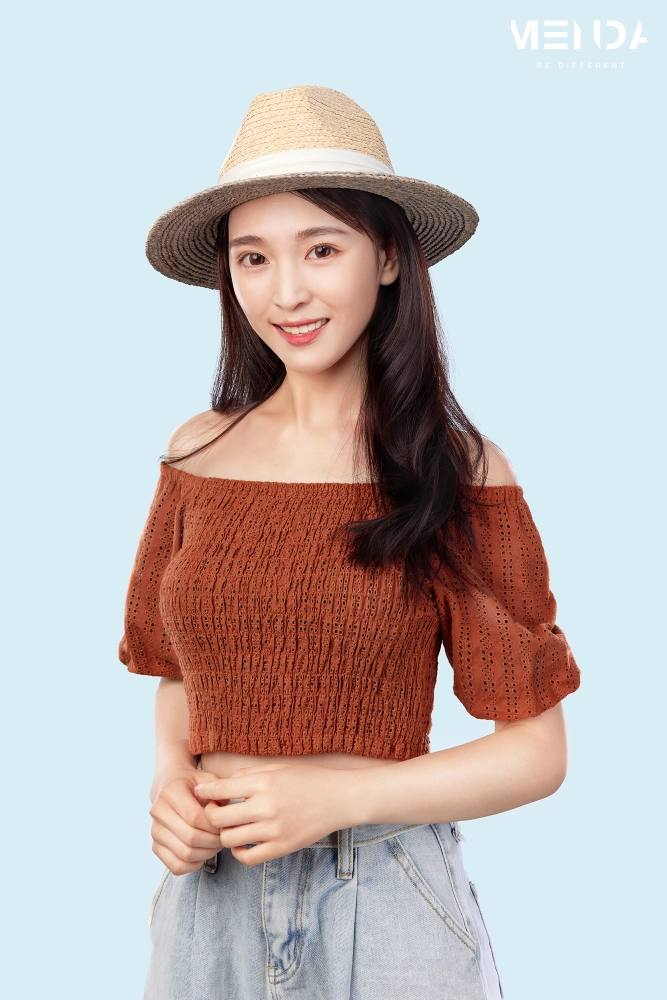 蘿芮帽子平面拍攝