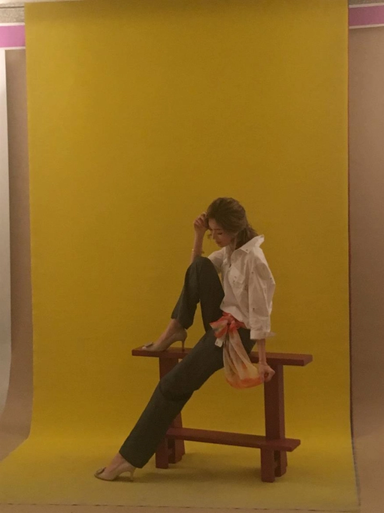 精品百貨購物節封面拍攝