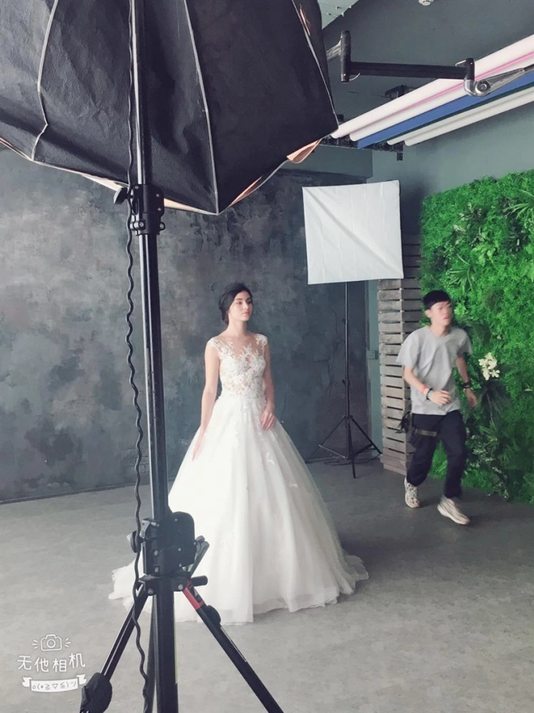 茱莉亞婚紗型錄拍攝