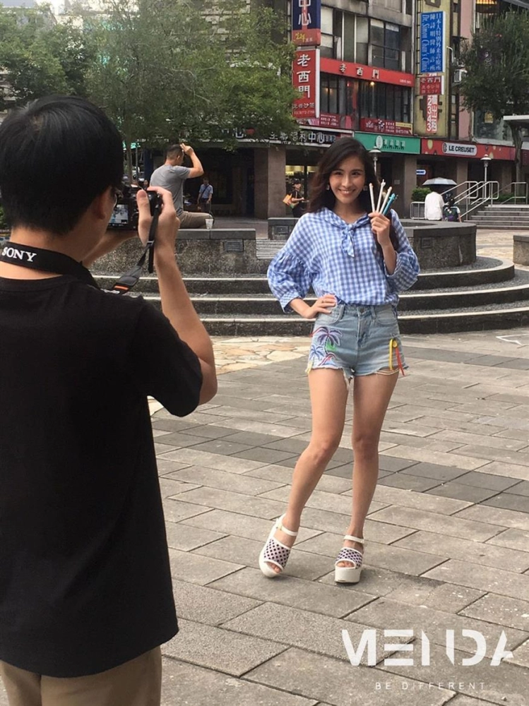 驚喜委託所 節目製作