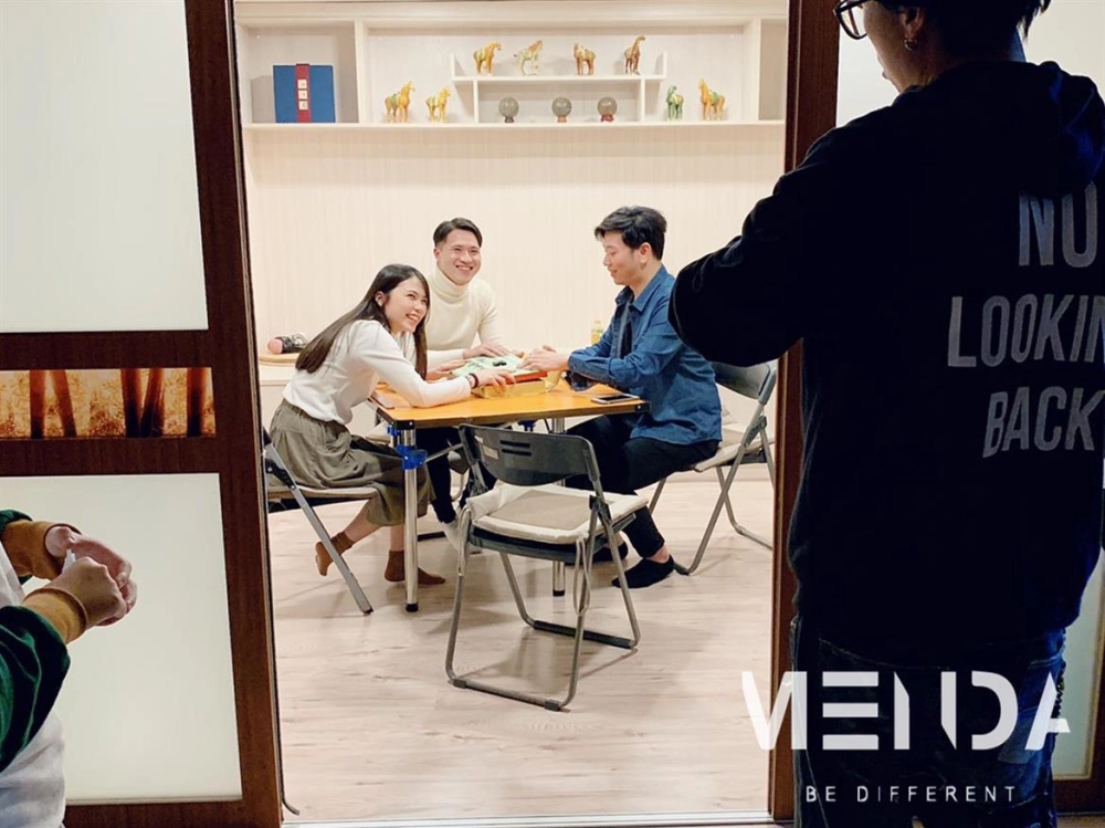 驚喜委託所 節目製作